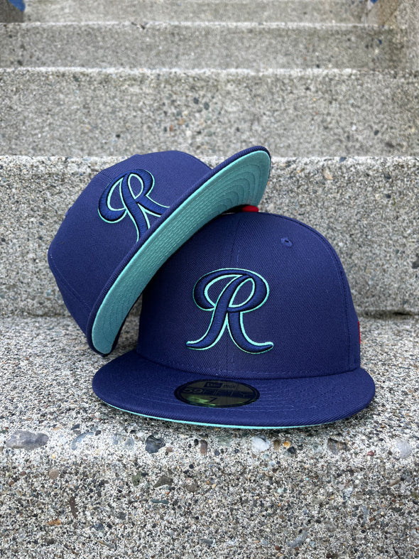 Tacoma Rainiers New Era 59FIFTY Red White Front R Cap 7 3/4